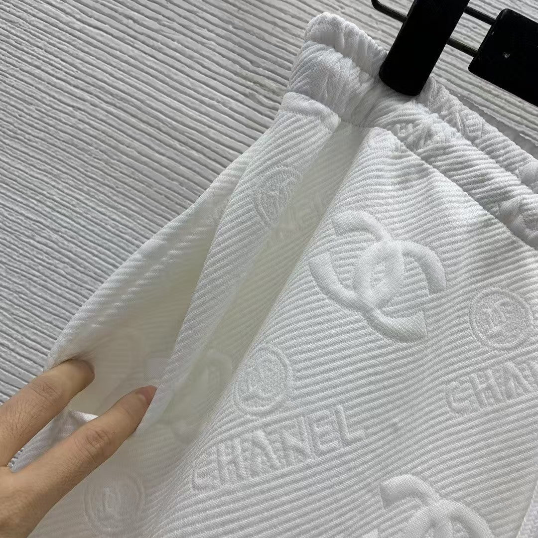 25 Fashion casual suit with double c logo embossing