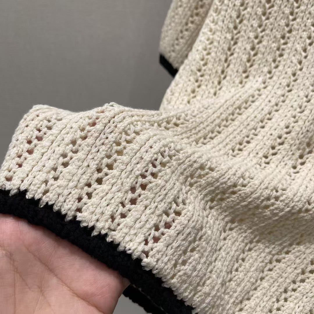 Contrast color crew neck knit short sleeves