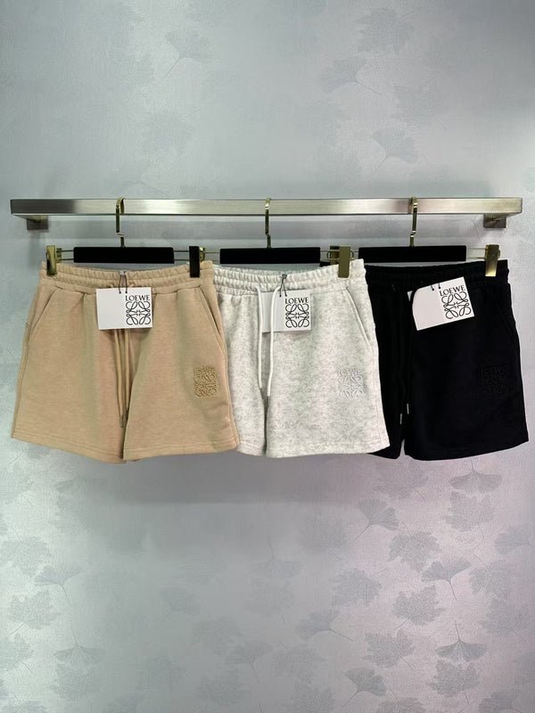 tricolor embroidered logo shorts