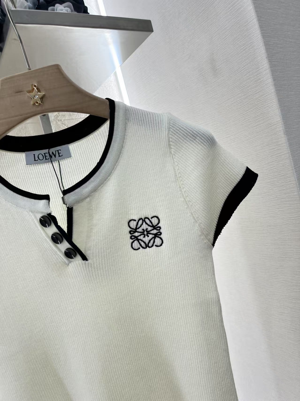 Contrast knitted short sleeves