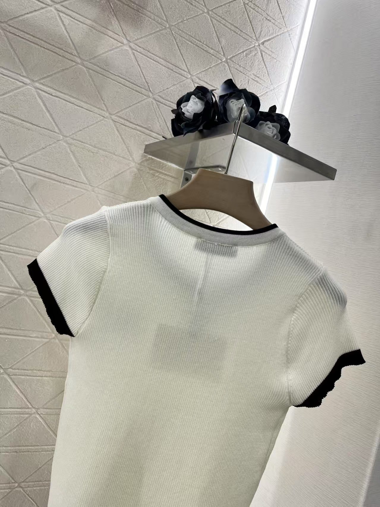 Contrast knitted short sleeves