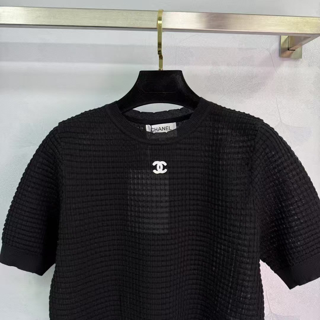 Spring and summer new knitted round neck short sleeves