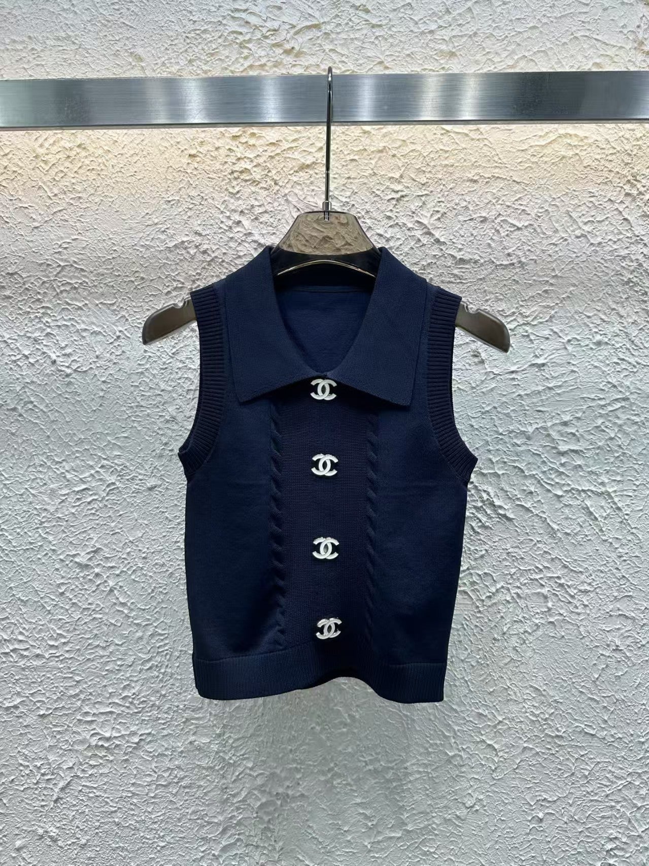 New Double C Decorated Curved Beaded Vest