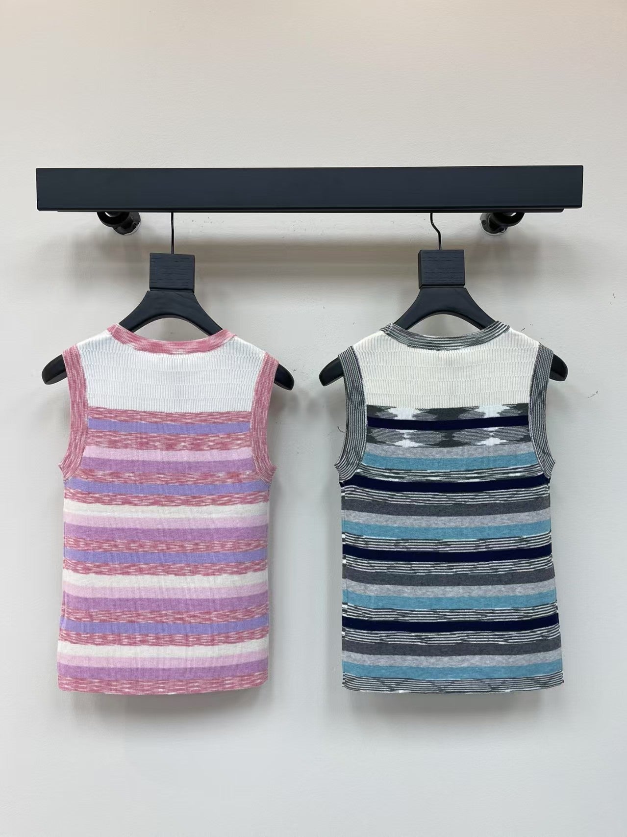 Striped knitted vest