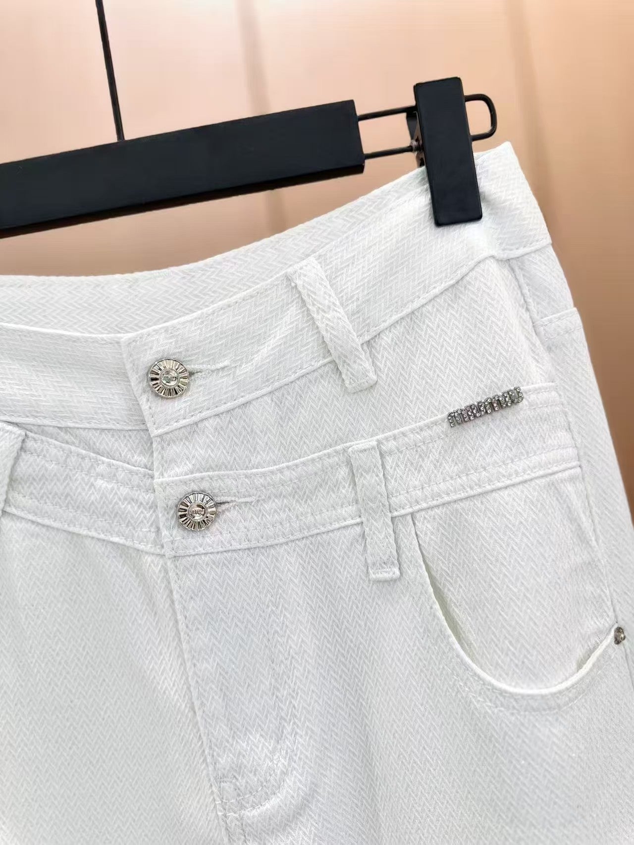 New double button jeans