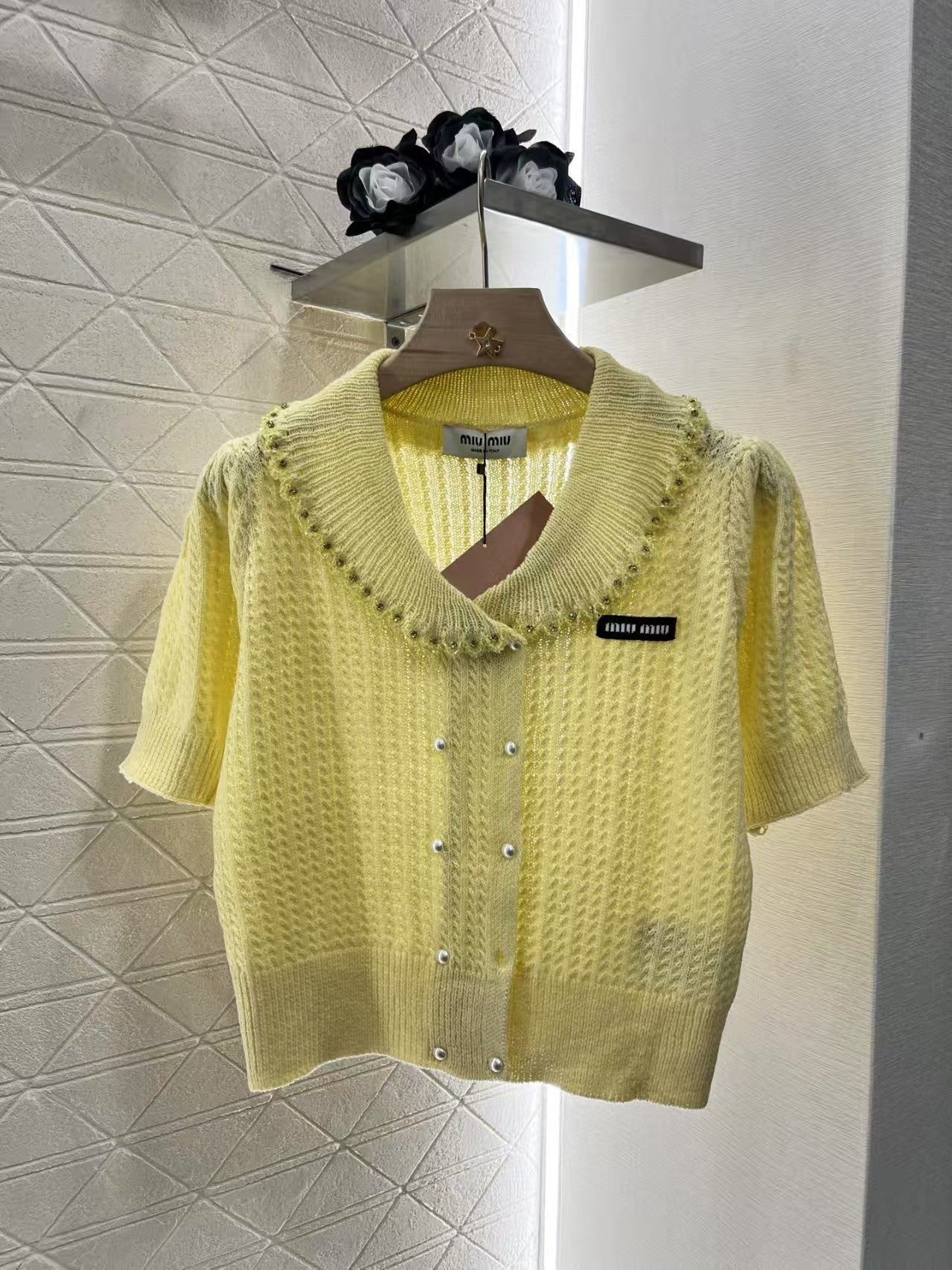 Lapel short-sleeved knitted cardigan