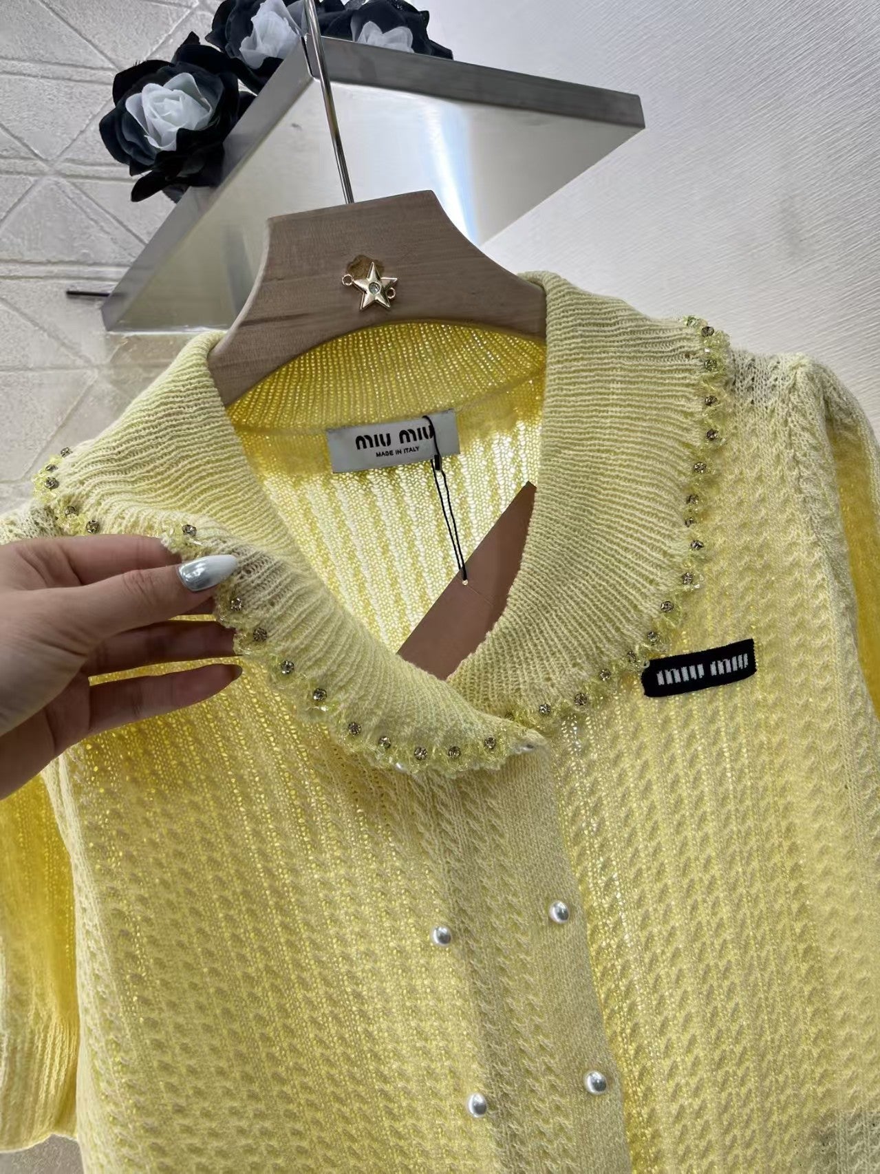 Lapel short-sleeved knitted cardigan