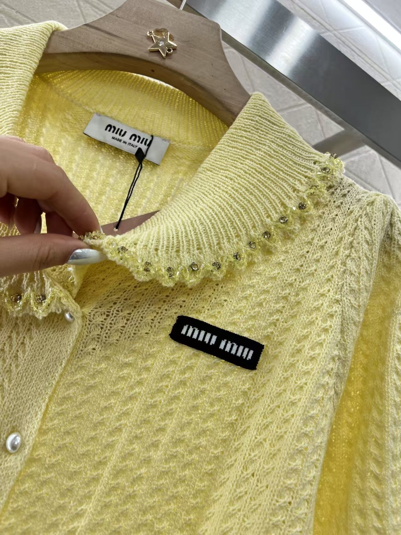 Lapel short-sleeved knitted cardigan