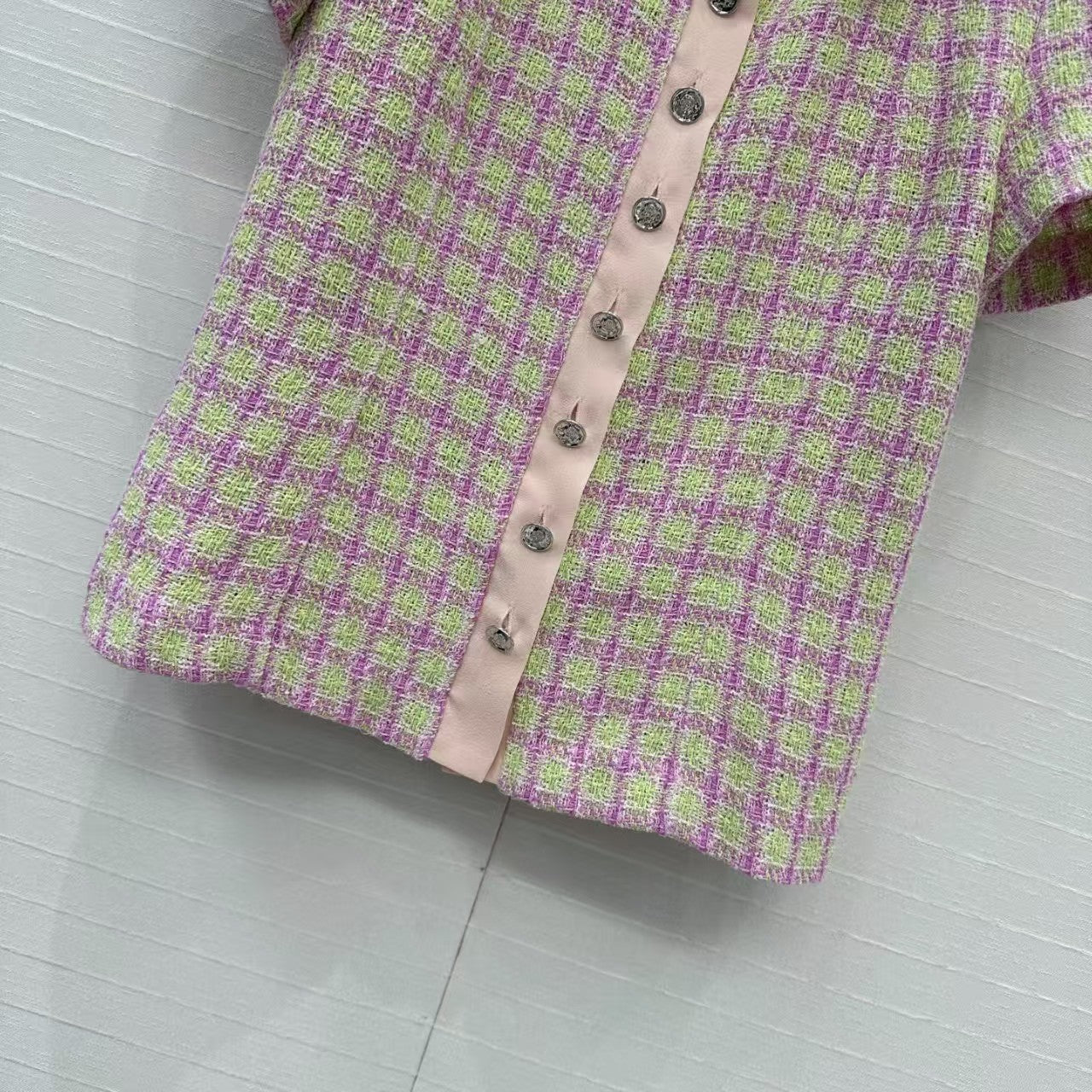 Silk short-sleeved babydoll collar top