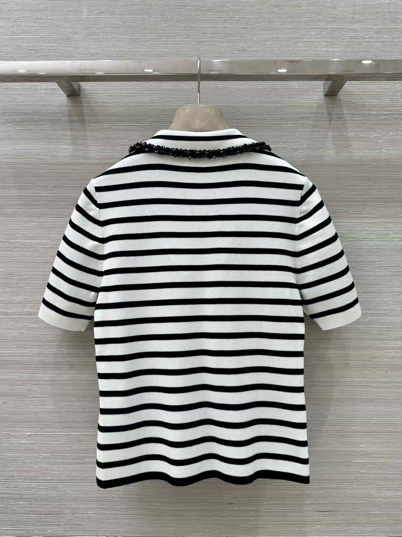 Striped knitted polo short-sleeved top