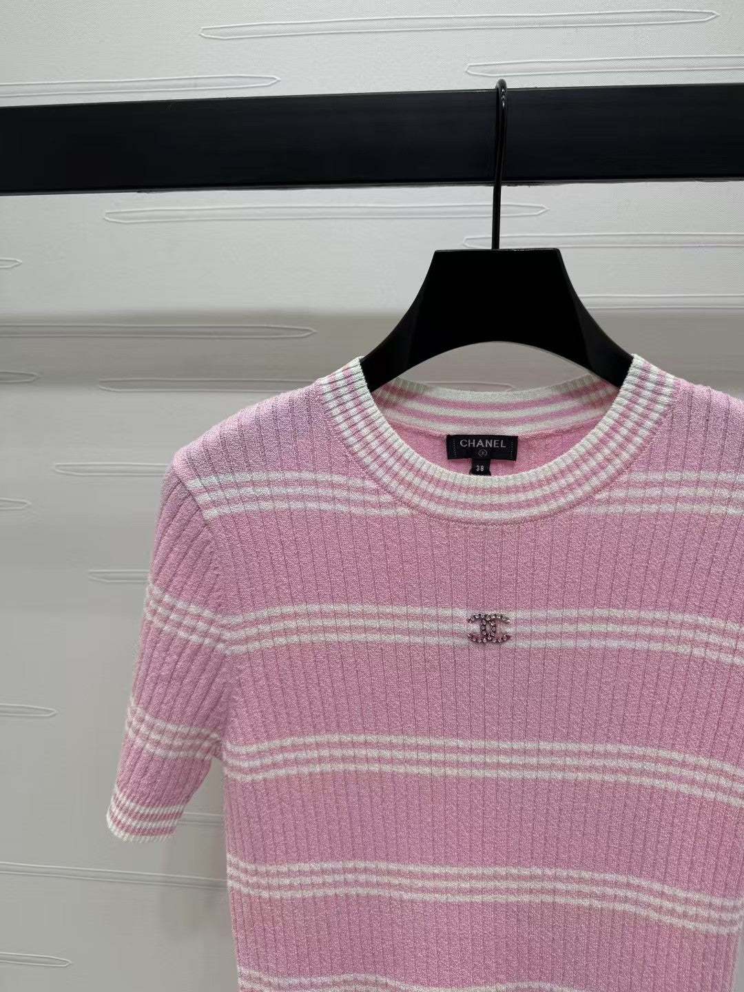 Striped knit short sleeves