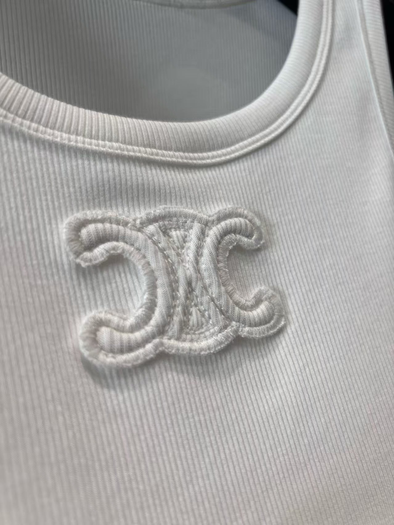 Arc de Triomphe embroidered vest
