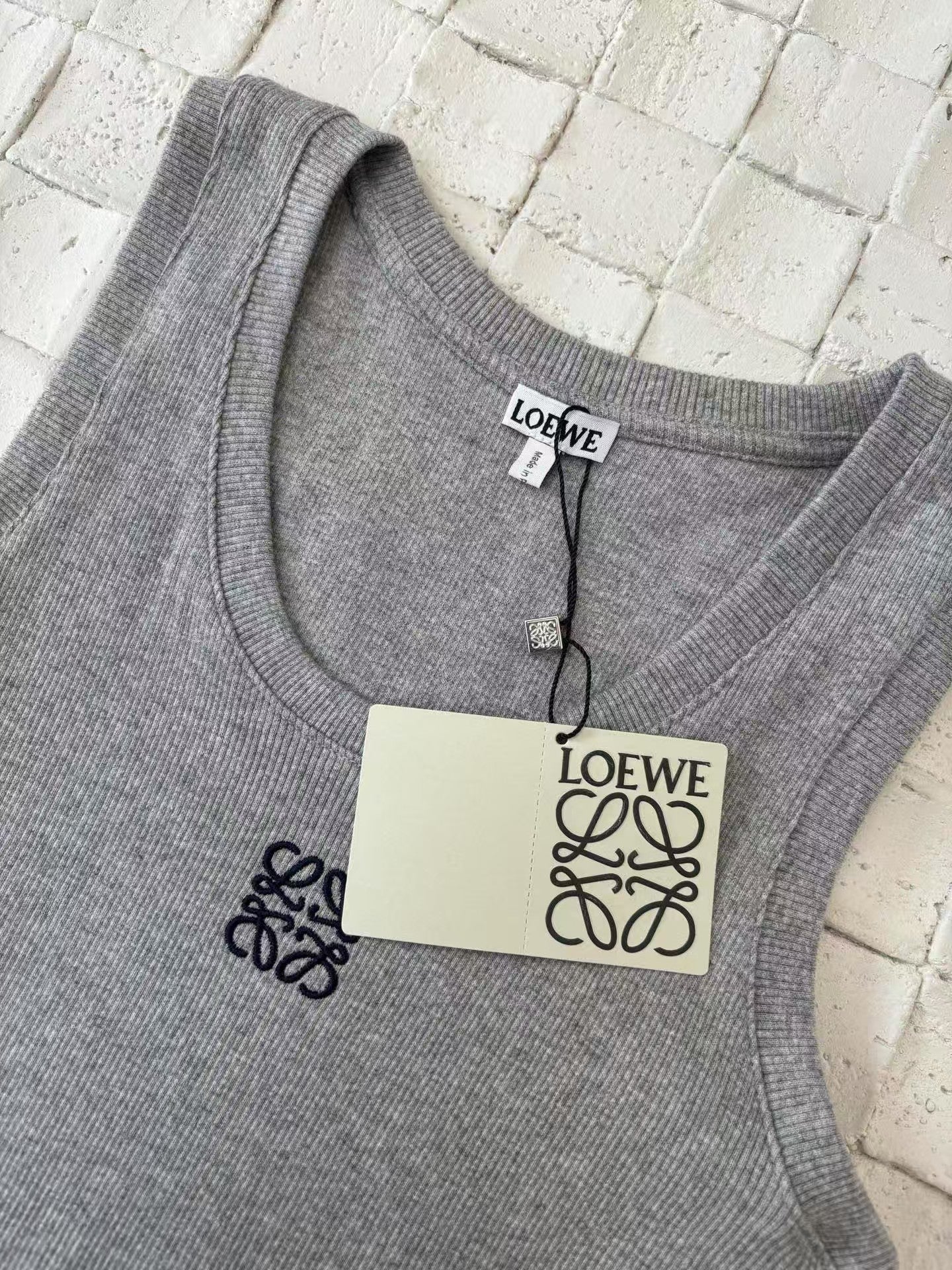 Chest logo vest