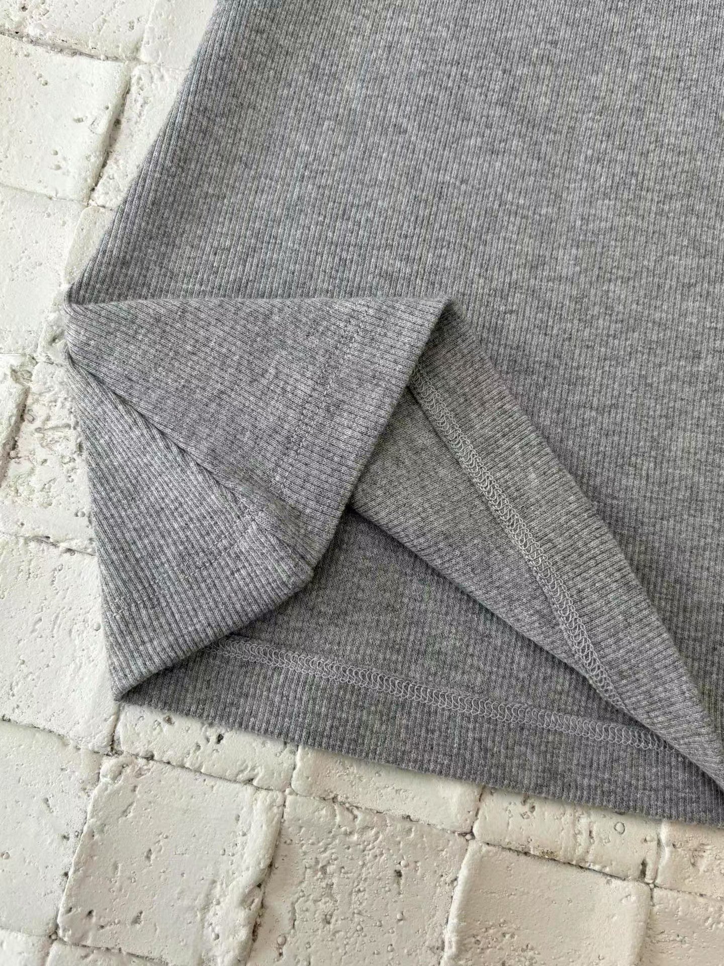 Chest logo vest