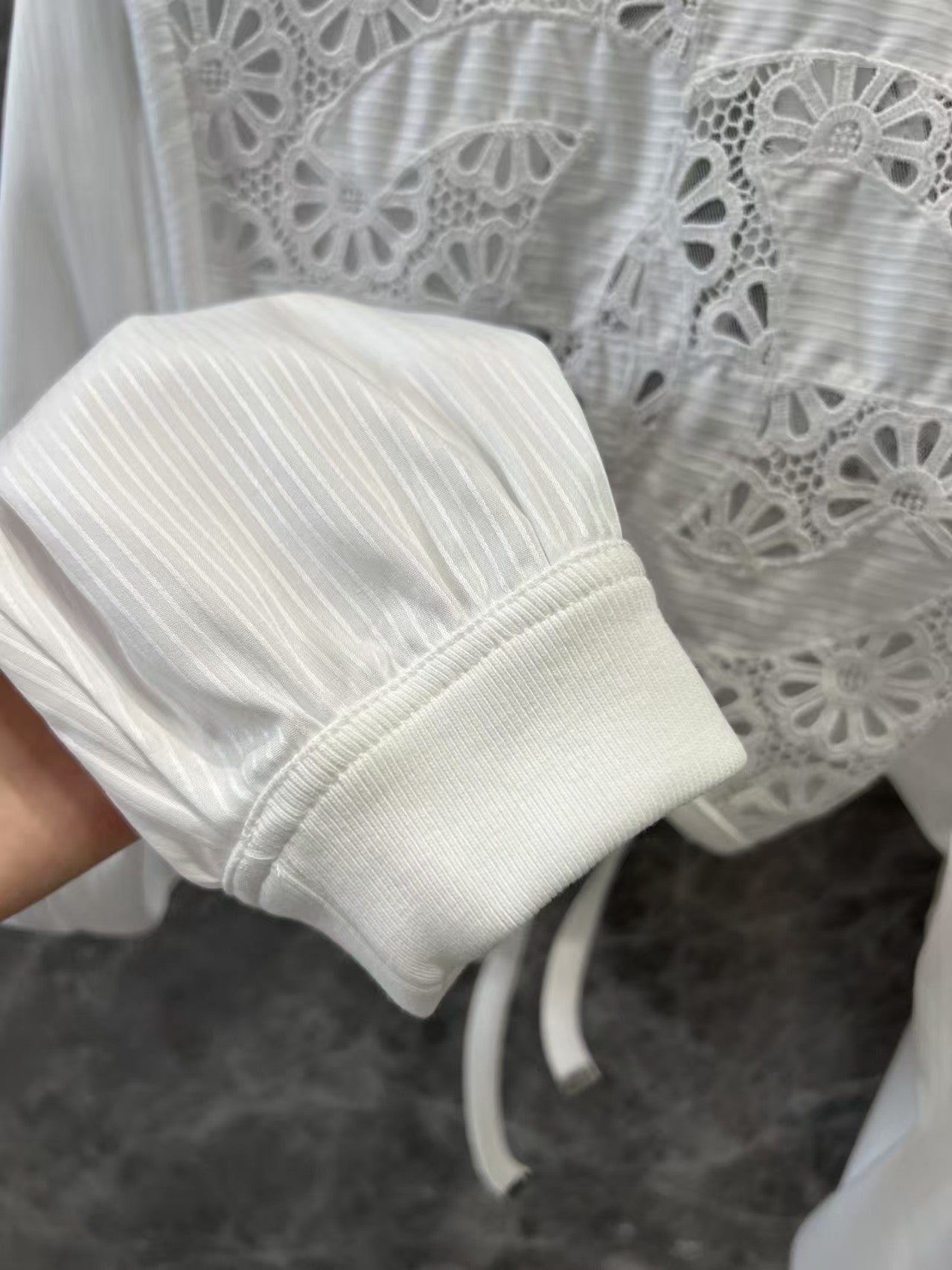 Heavy hollow back short long sleeve top