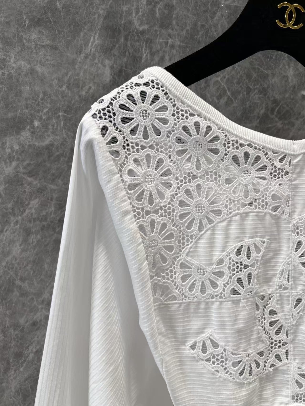 Heavy hollow back short long sleeve top