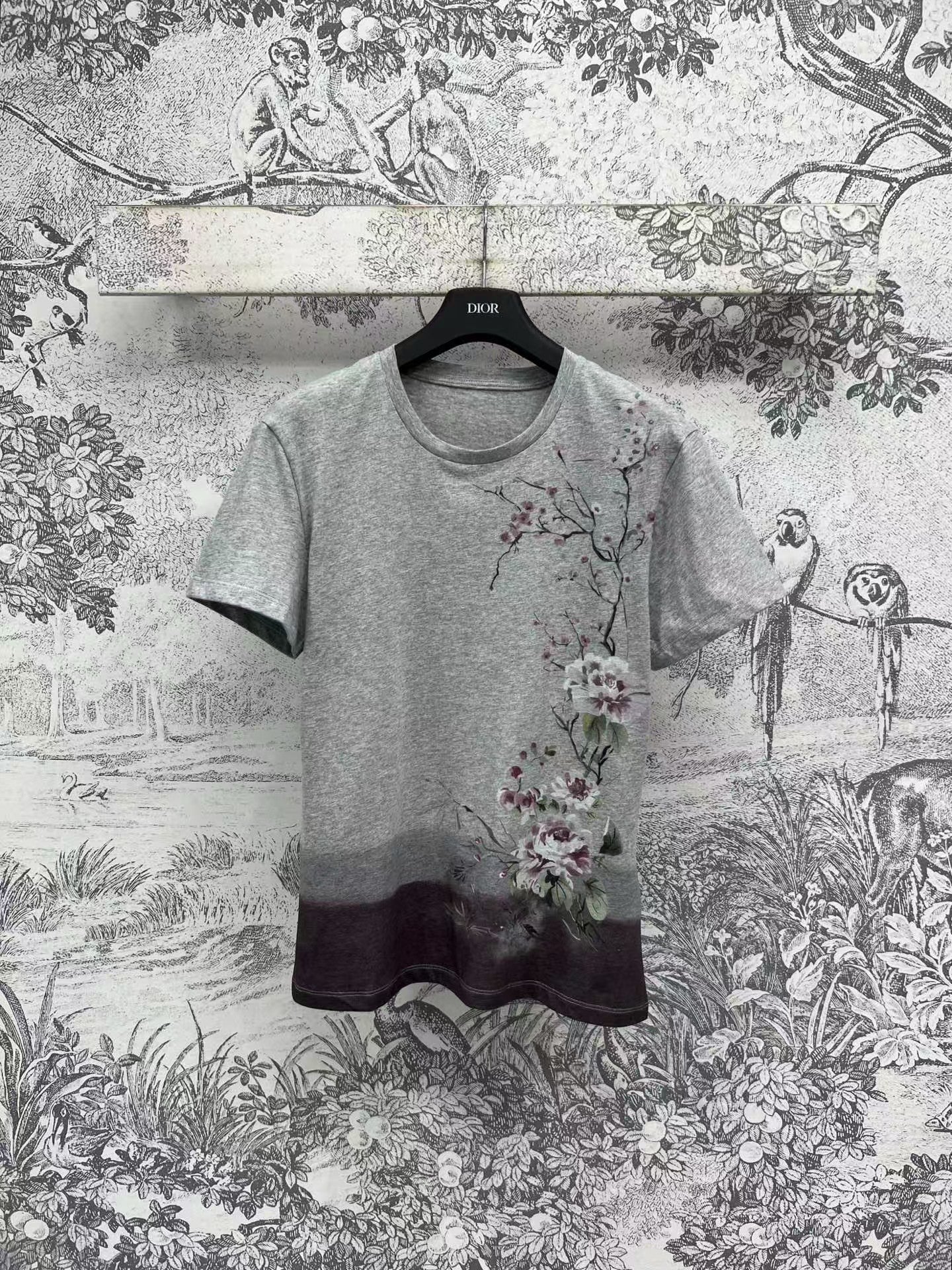 Floral pattern gradient short sleeves