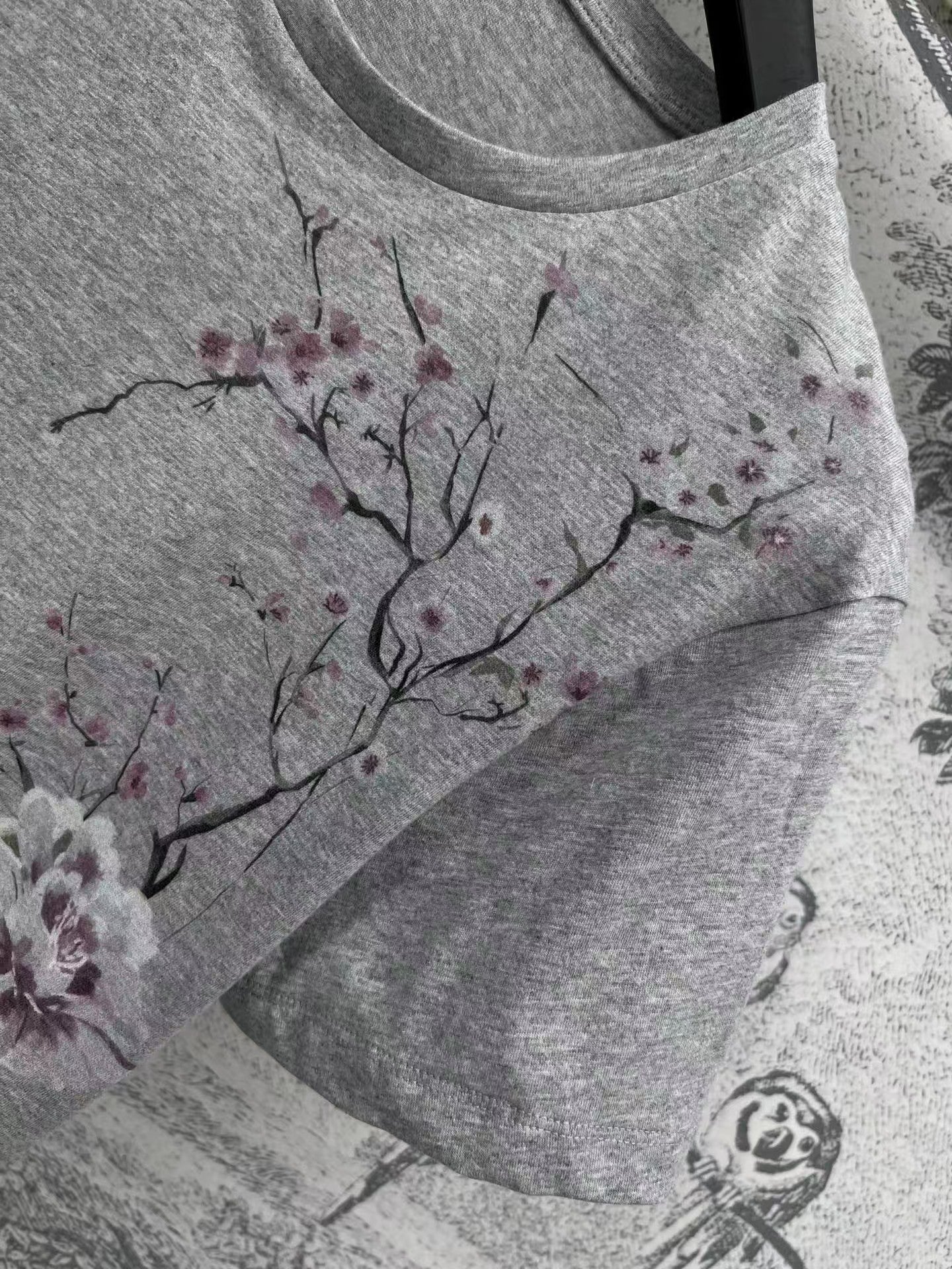 Floral pattern gradient short sleeves