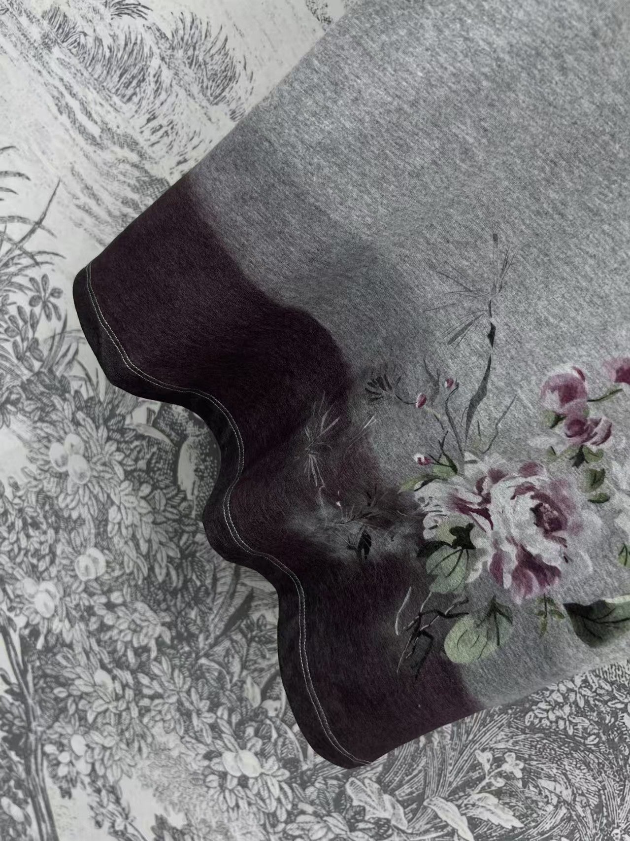 Floral pattern gradient short sleeves