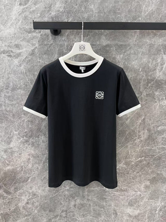 Embroidered crew neck short sleeve T-shirt