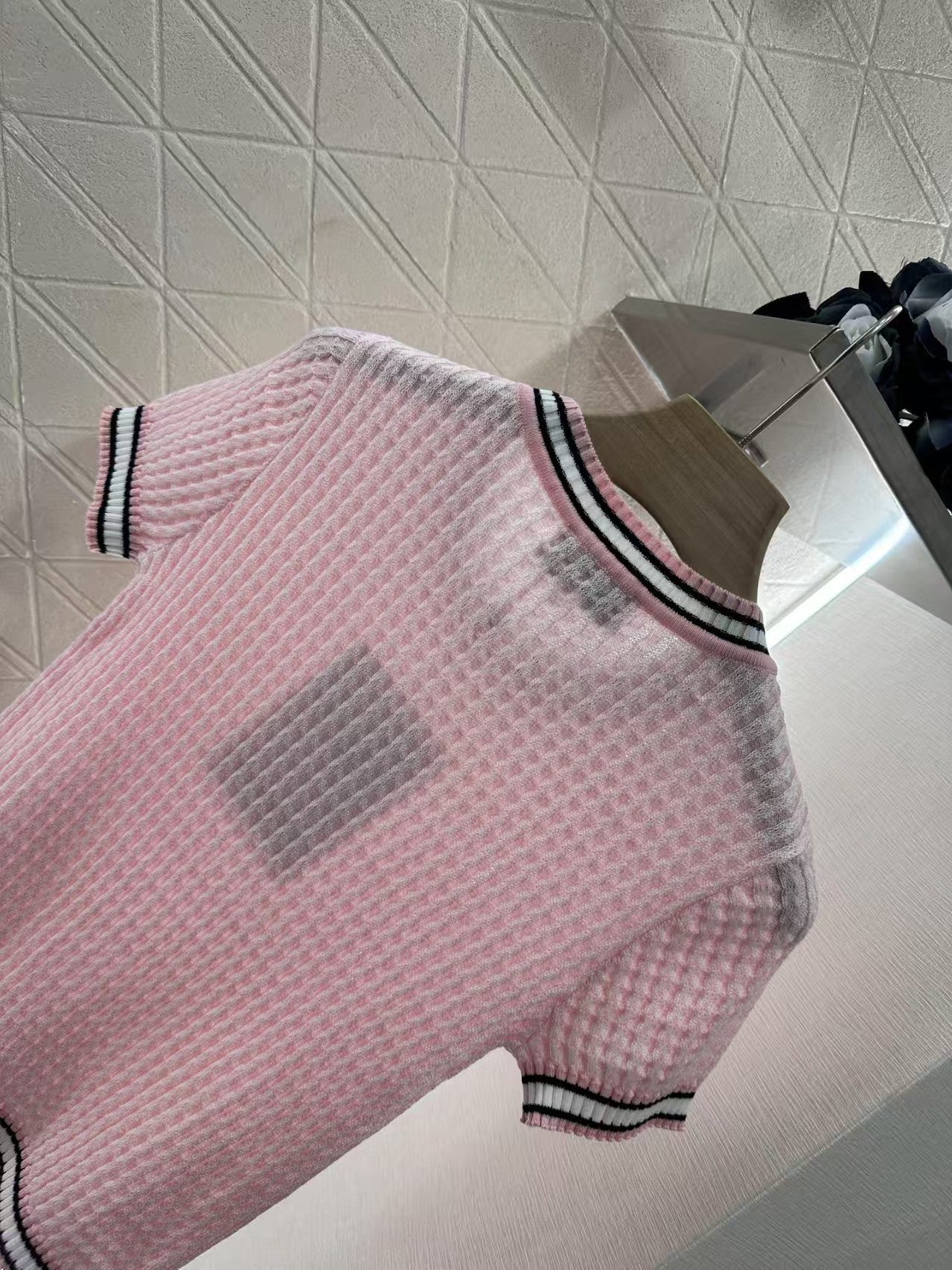 Crew neck knit short sleeves