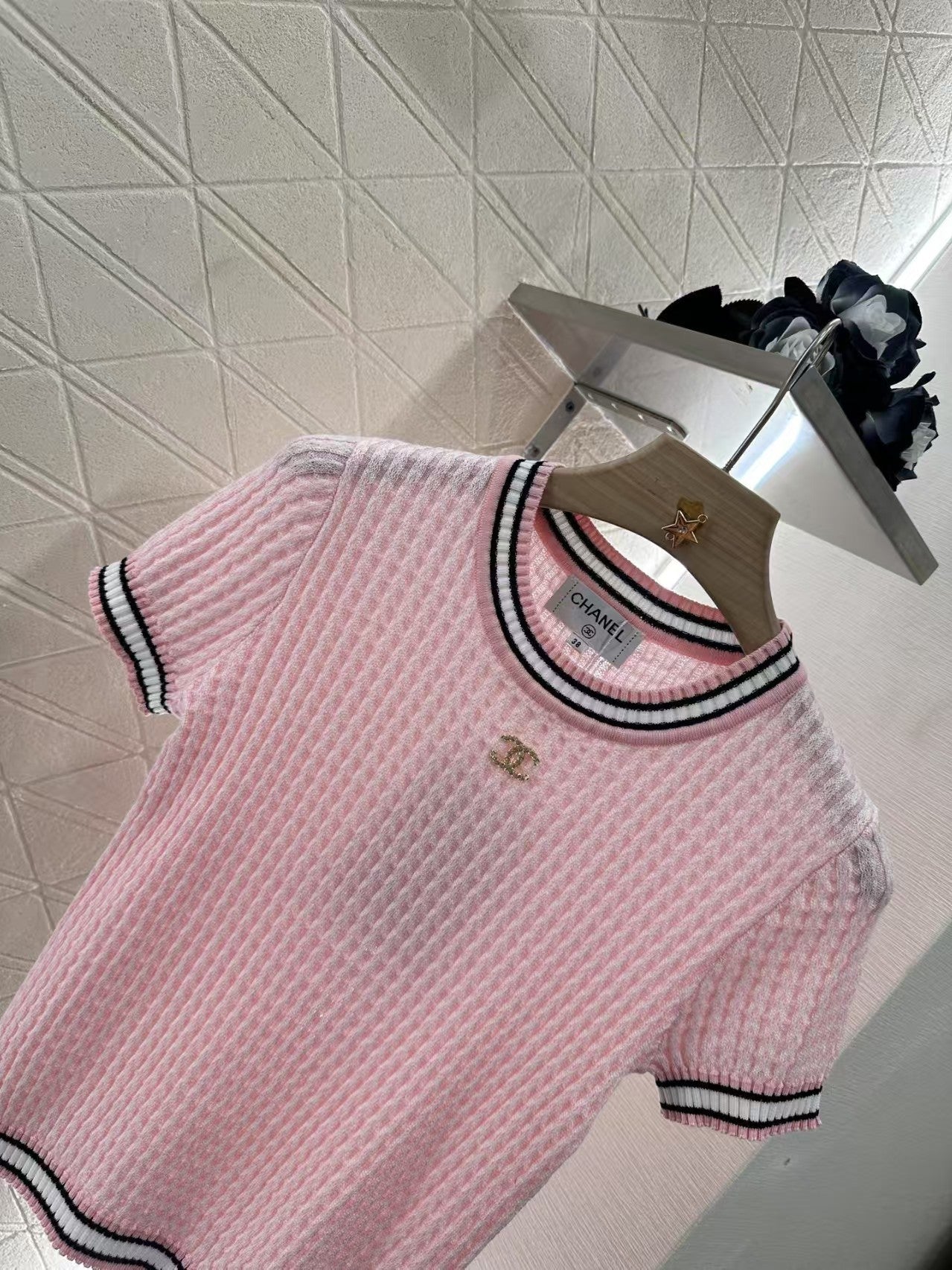 Crew neck knit short sleeves