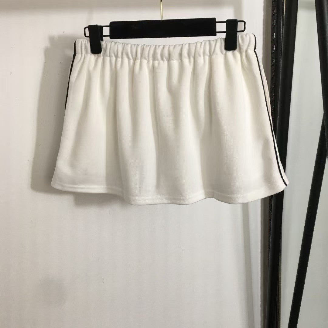 Fashionable lapel zipper short jacket + skirt