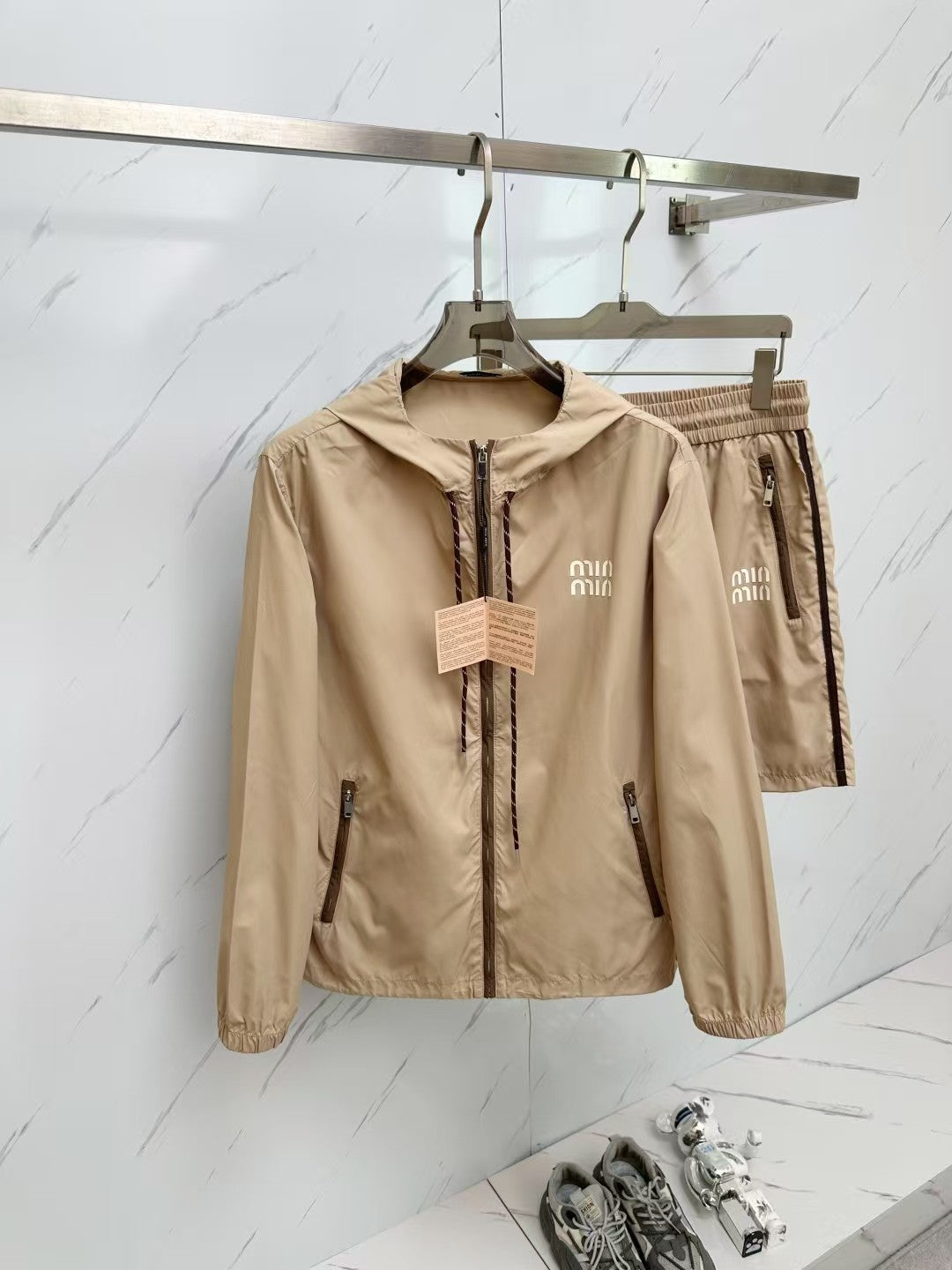 New spring and summer suits