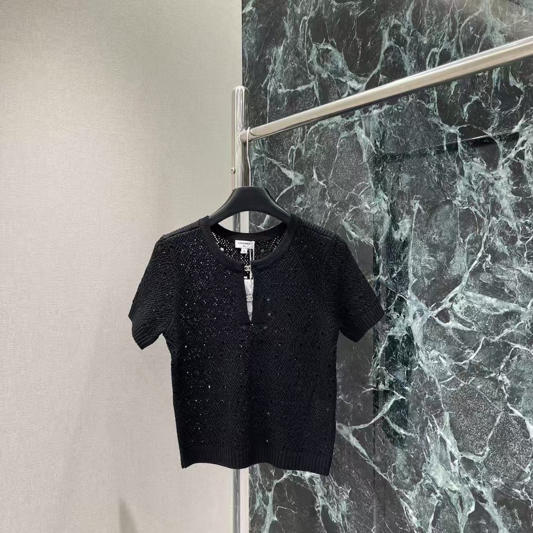 Knitted hollow short sleeves