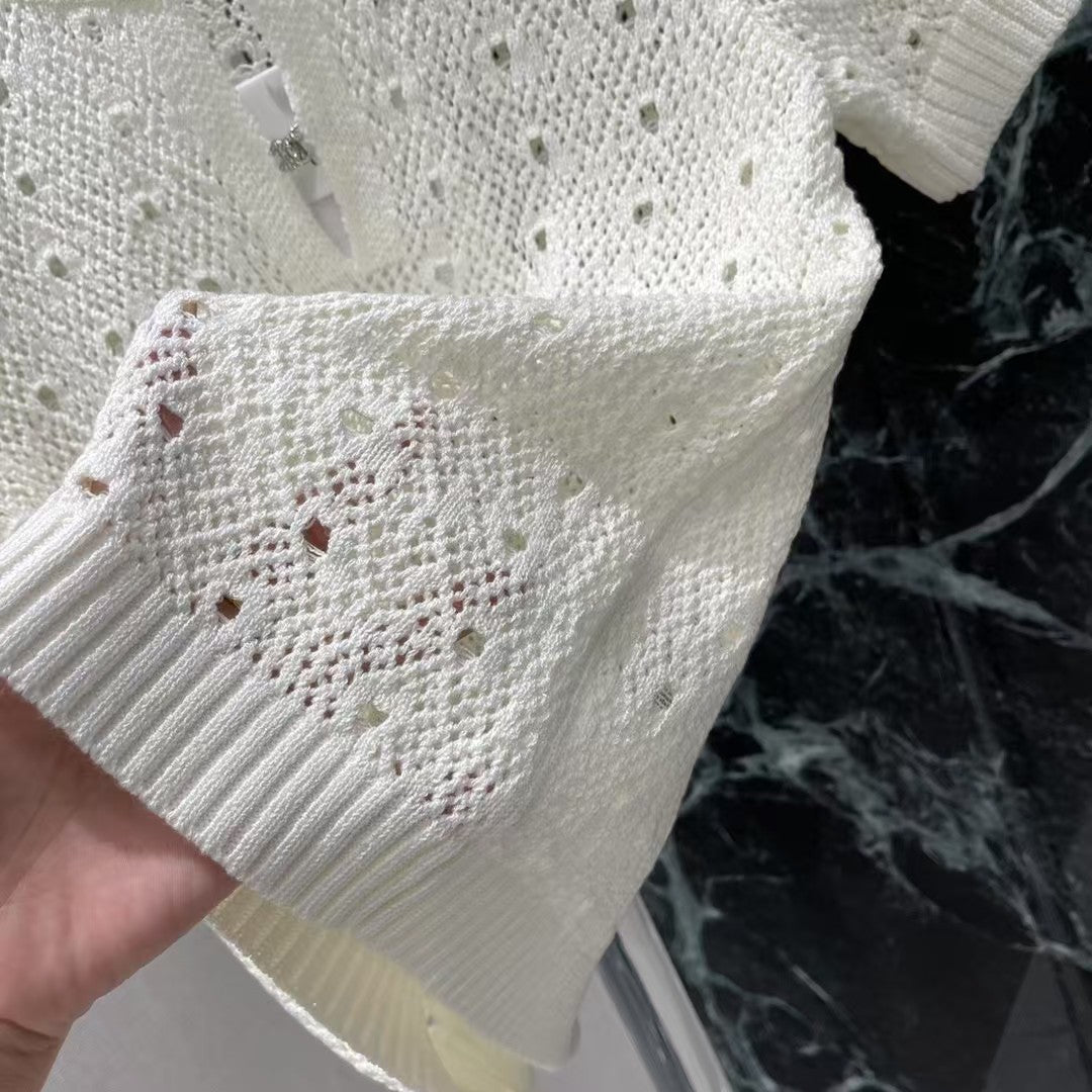 Knitted hollow short sleeves