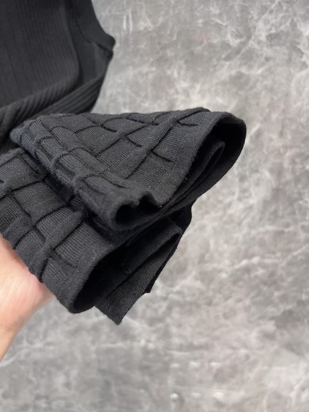 25 jacquard knit vest