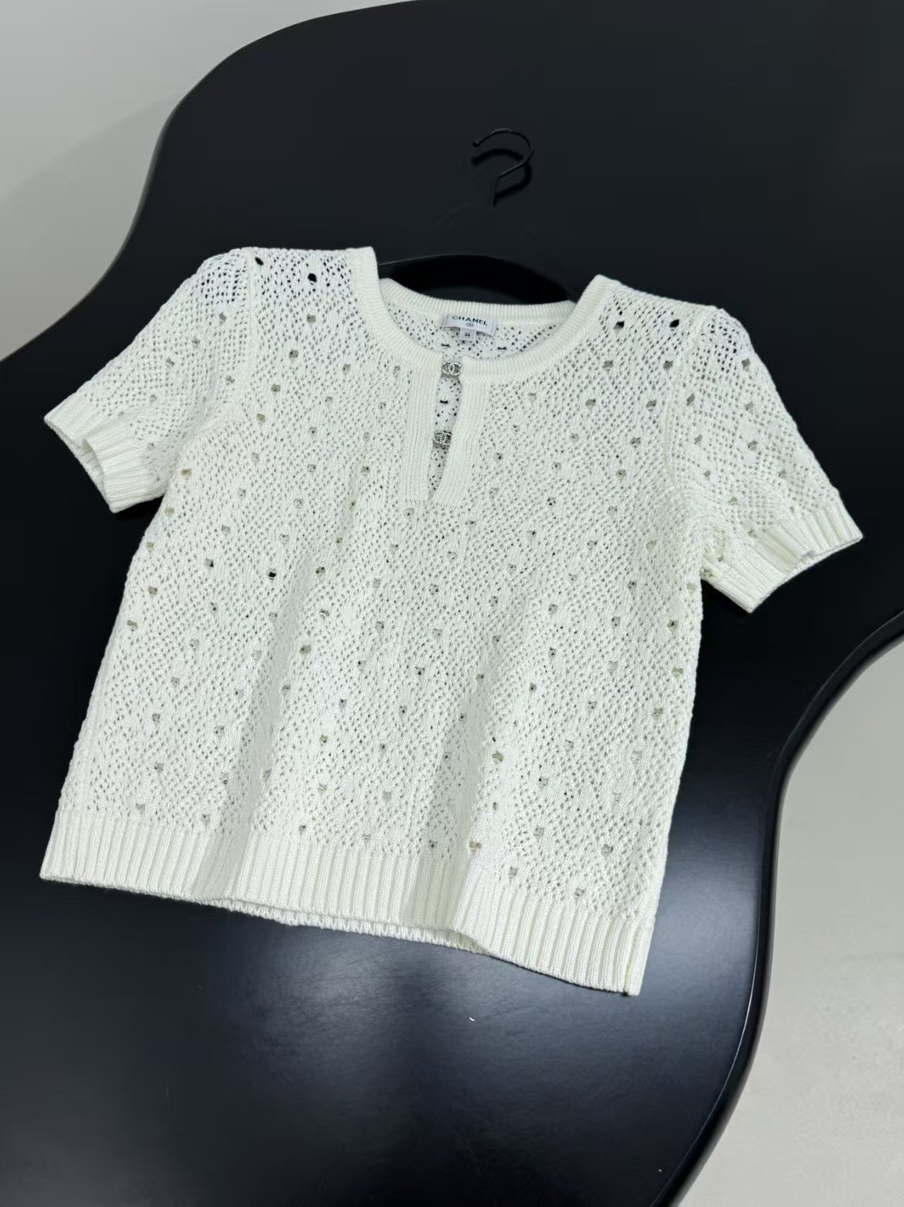 Wool hollow short sleeves