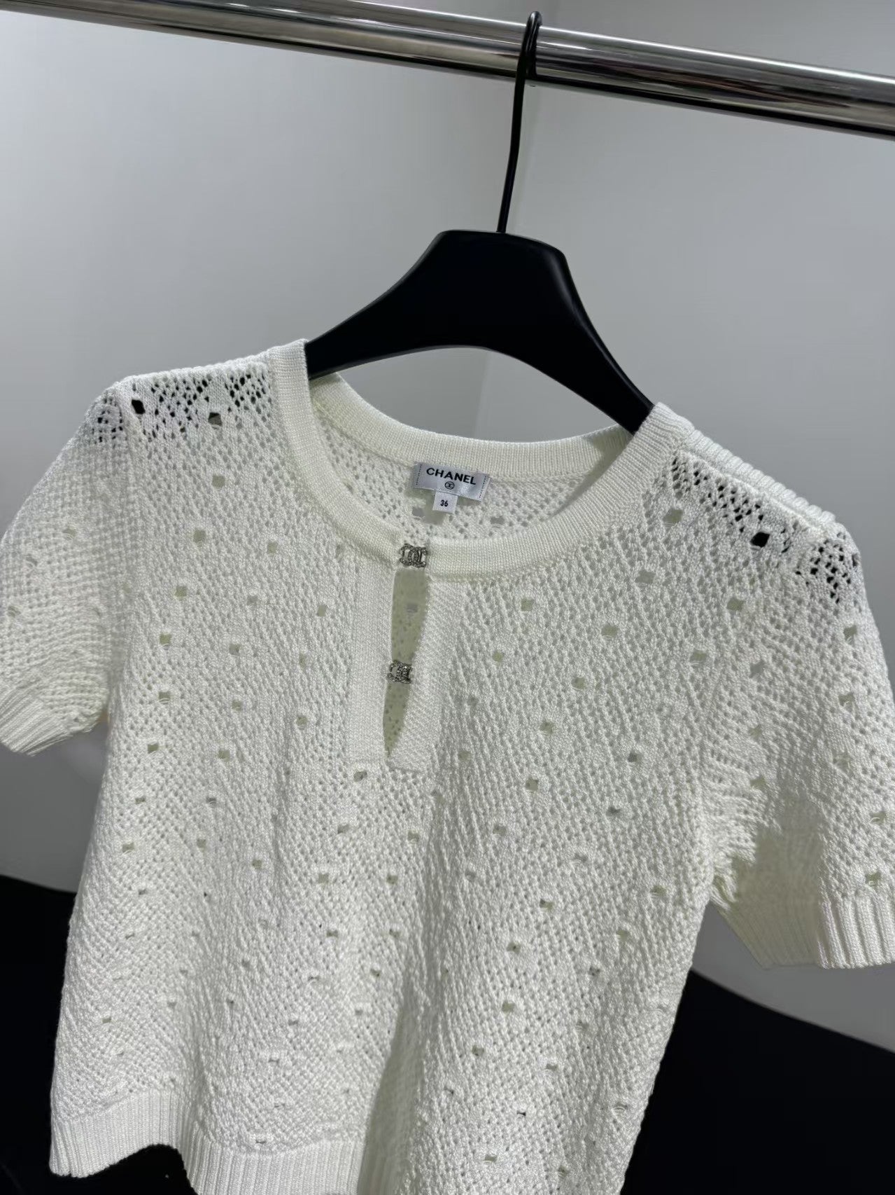 Wool hollow short sleeves