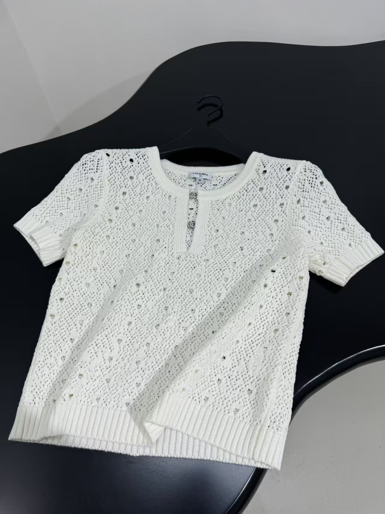 Wool hollow short sleeves