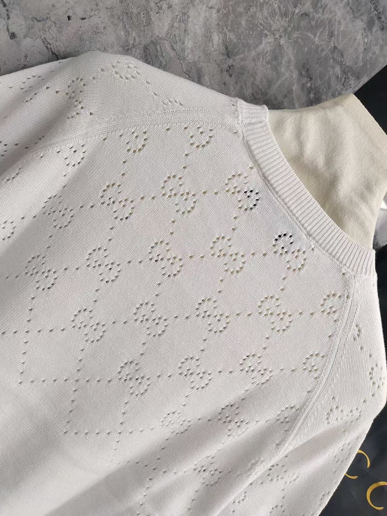 Cotton crew neck top