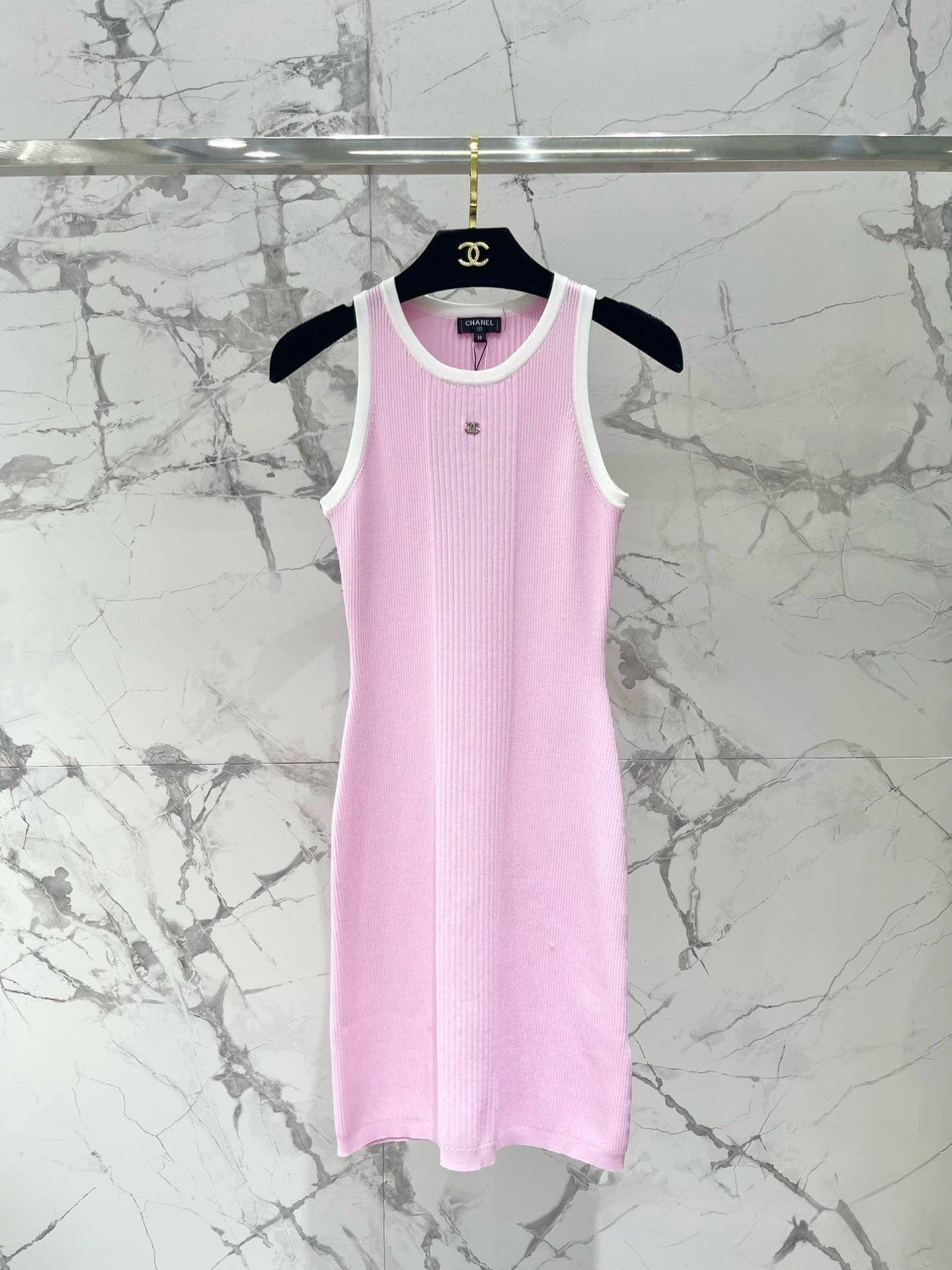 New knitted round neck vest dress