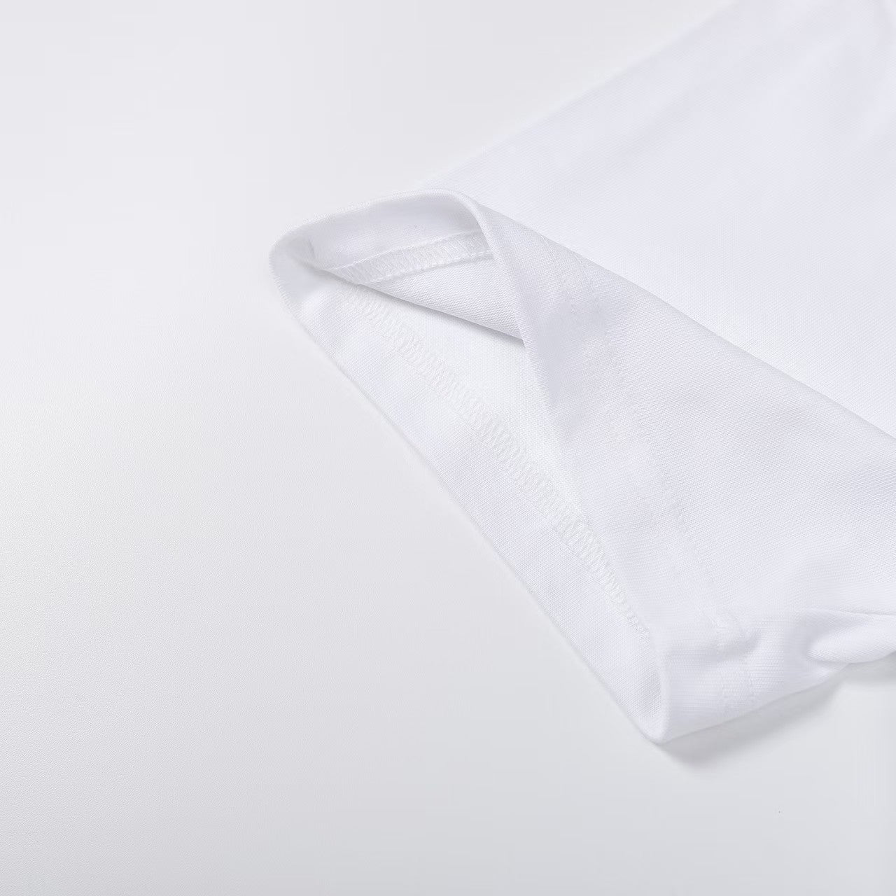 Lettering embroidered crew neck T-shirt