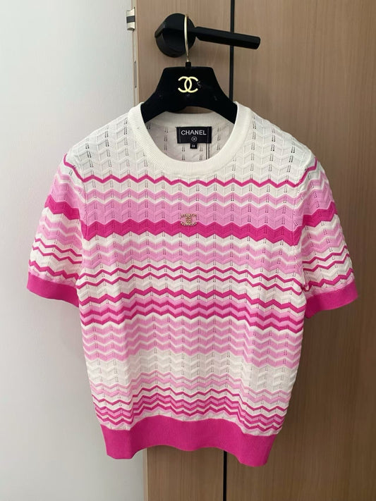 Wave striped knit short sleeves