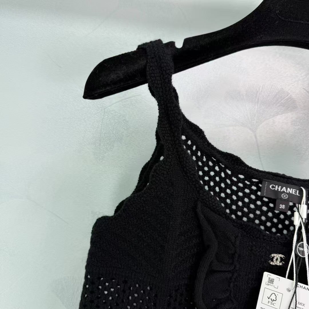 New black hollow sling