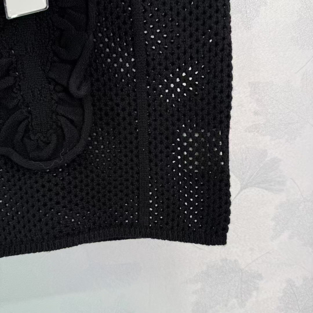 New black hollow sling