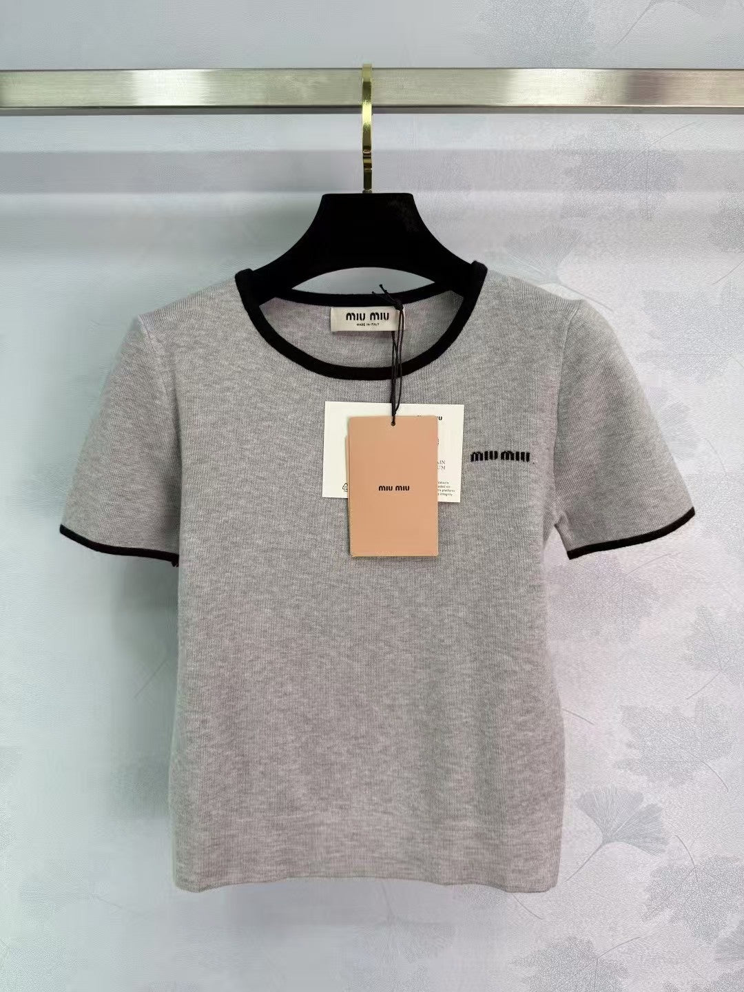 Premium contrast knitted short sleeves