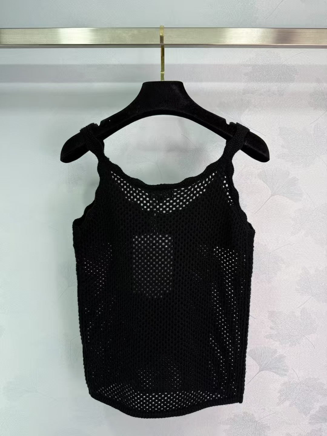 New black hollow sling