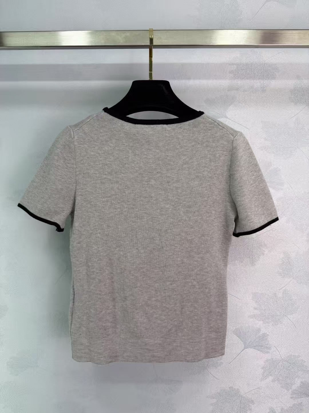 Premium contrast knitted short sleeves