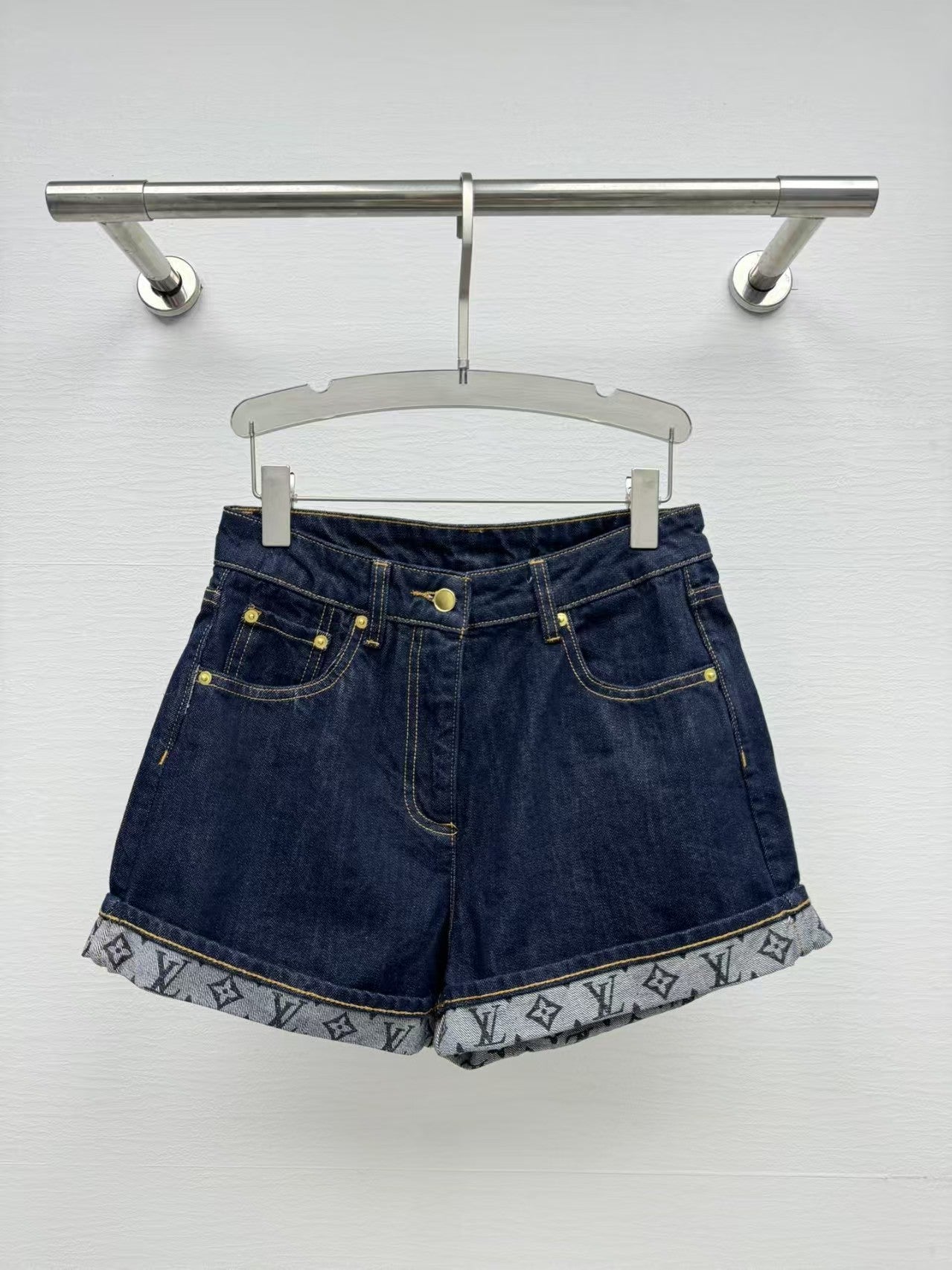 25 new La Chapelle American rolled denim shorts
