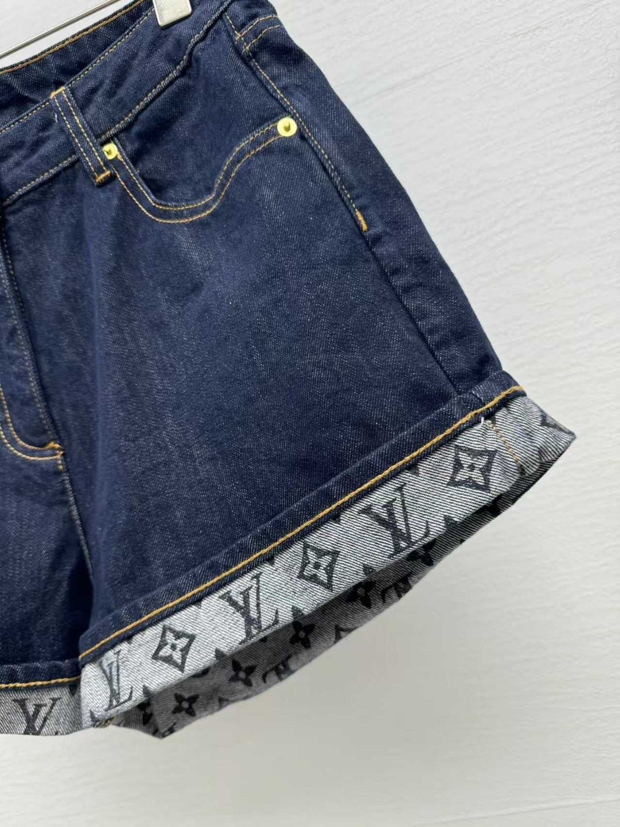 25 new La Chapelle American rolled denim shorts