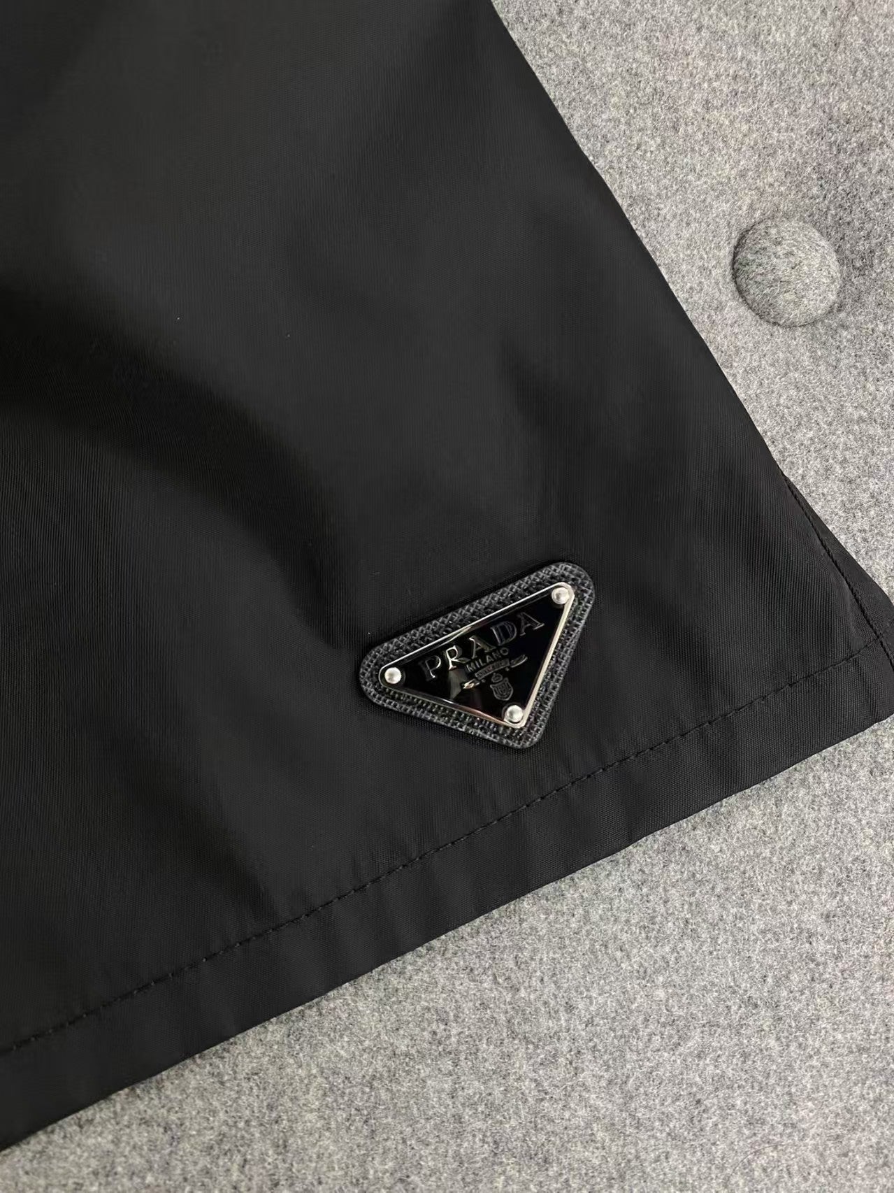 Women's 𝗥𝗲 𝗡𝘆𝗹𝗼𝗻 Recycled Nylon Shorts 🖤