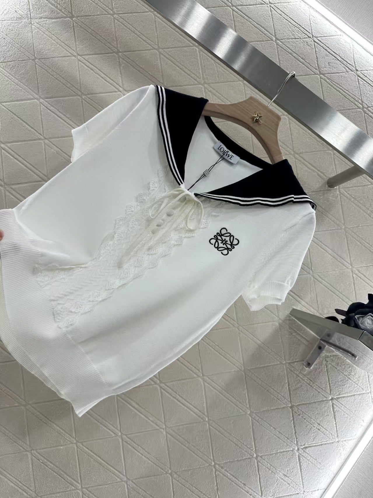 Shawl knitted short sleeves