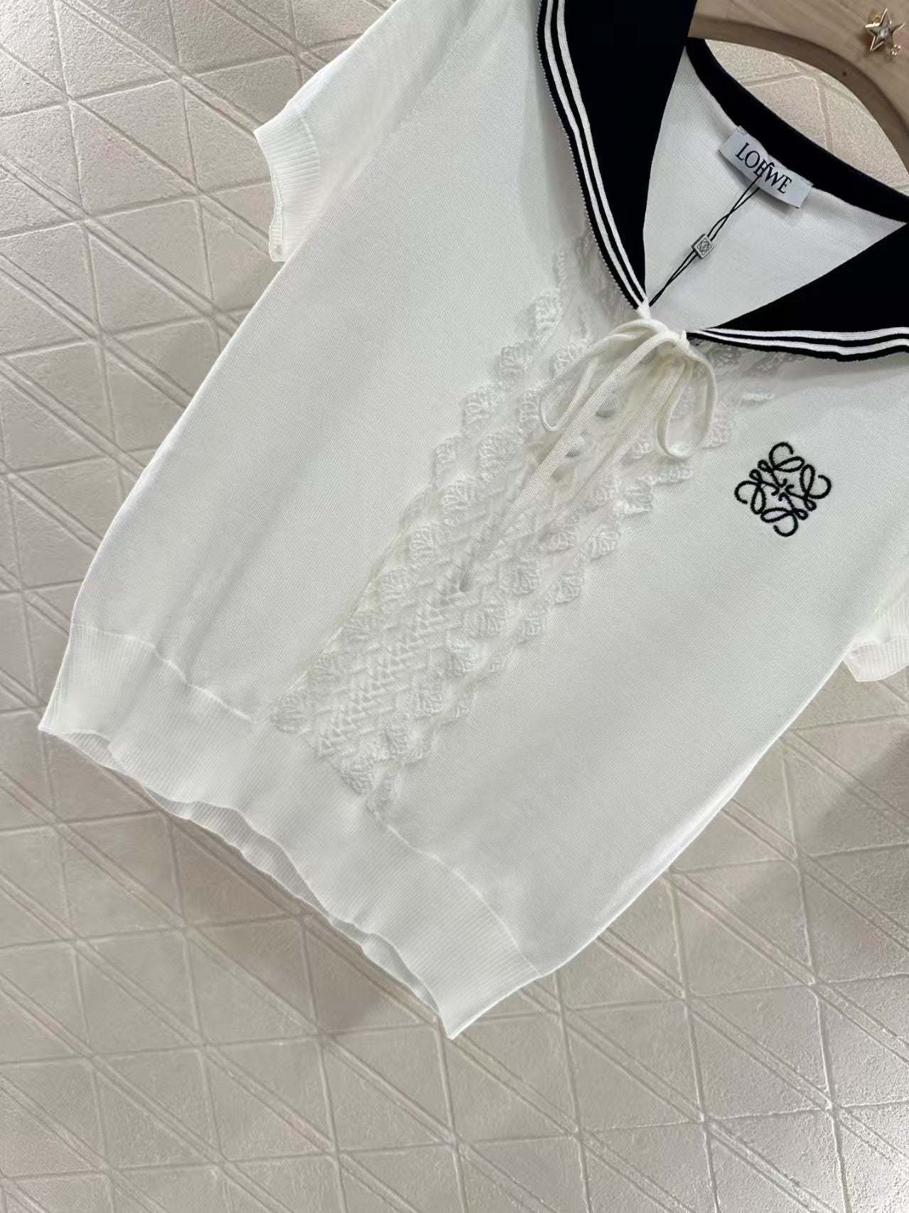 Shawl knitted short sleeves