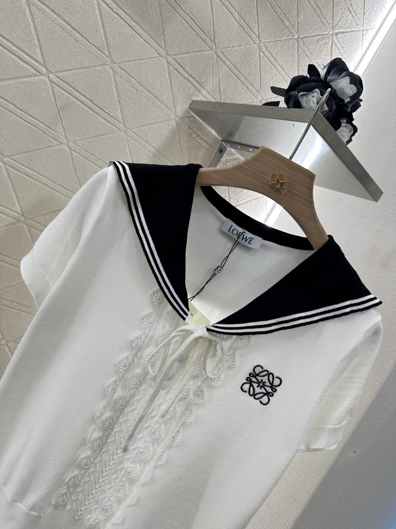 Shawl knitted short sleeves