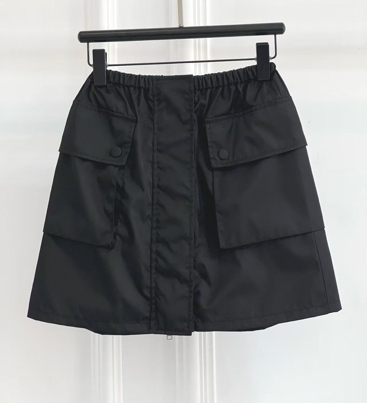 Micro Logo Elastic Waist Pocket Skirt